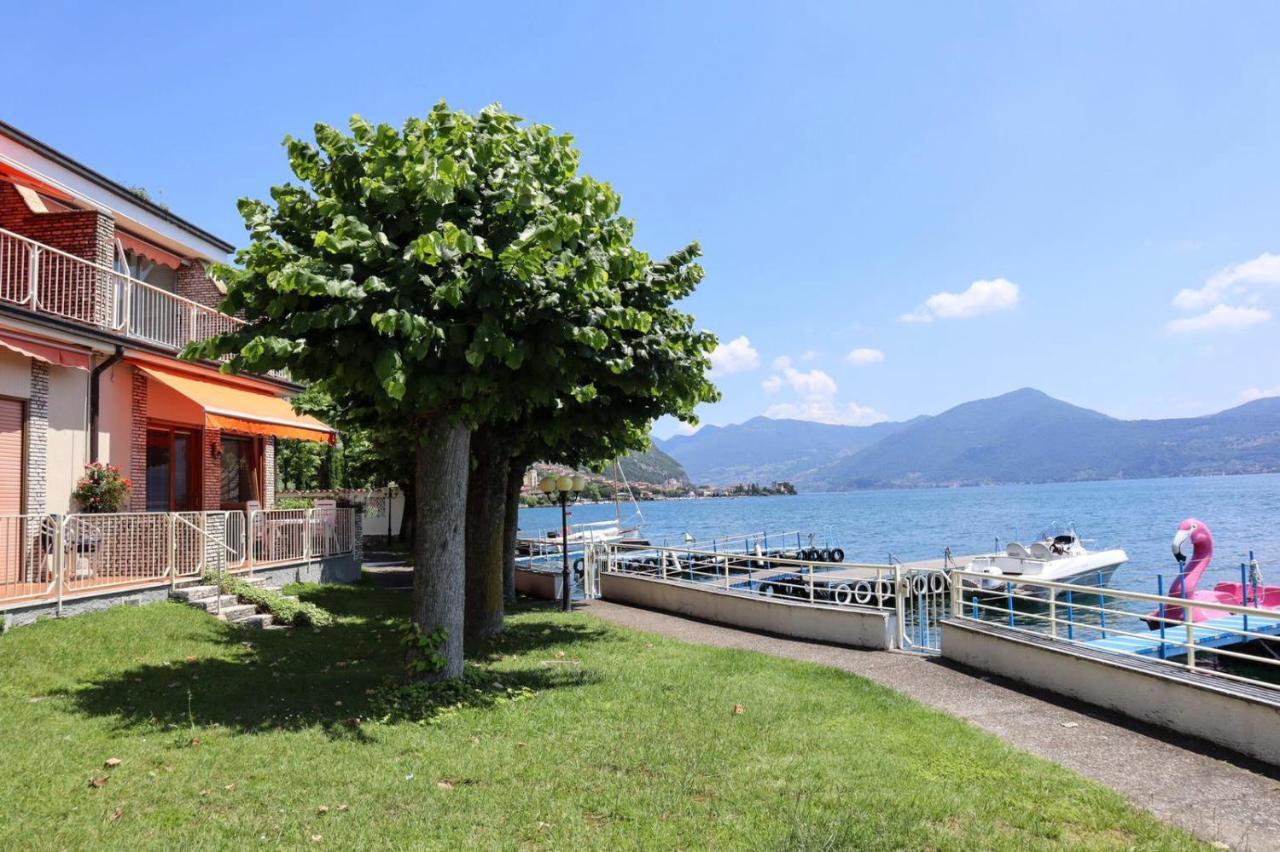 La Finestra "Sul Lago" Predore Extérieur photo
